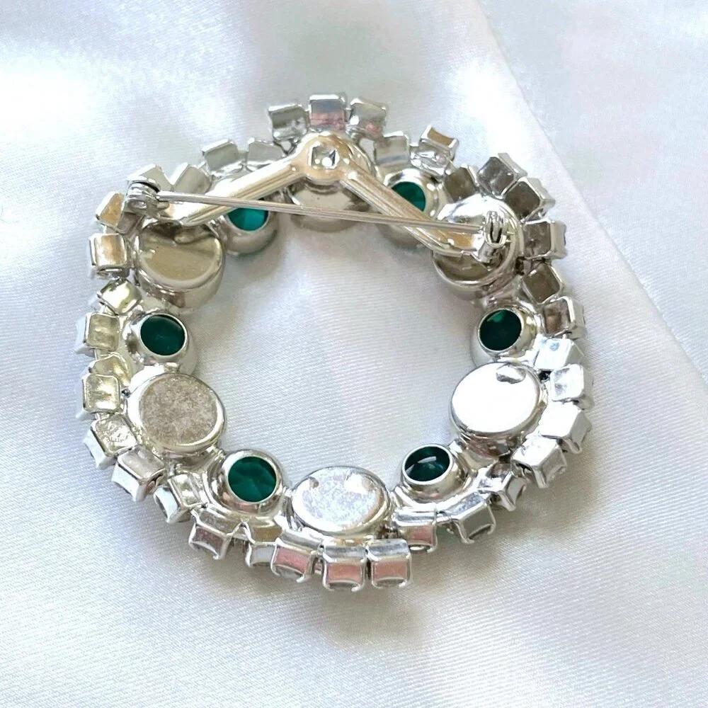 Vintage 1950s Rhinestone Brooch Clear Green Layered Domed Round Wreath Holiday